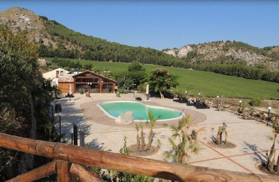 Agriturismo Tenute Pispisa Segesta Calatafimi Ngoại thất bức ảnh