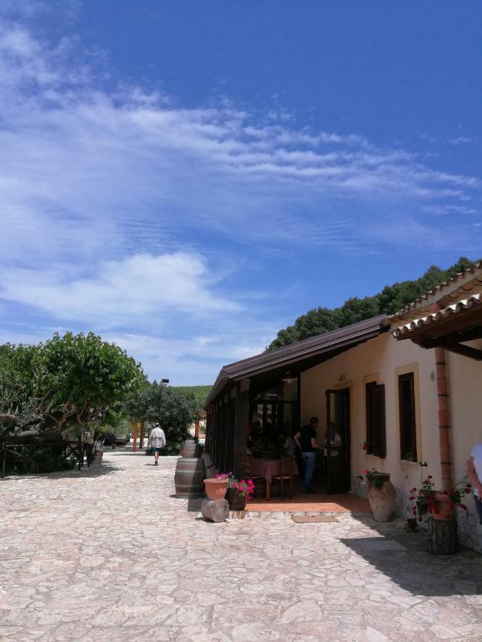 Agriturismo Tenute Pispisa Segesta Calatafimi Ngoại thất bức ảnh